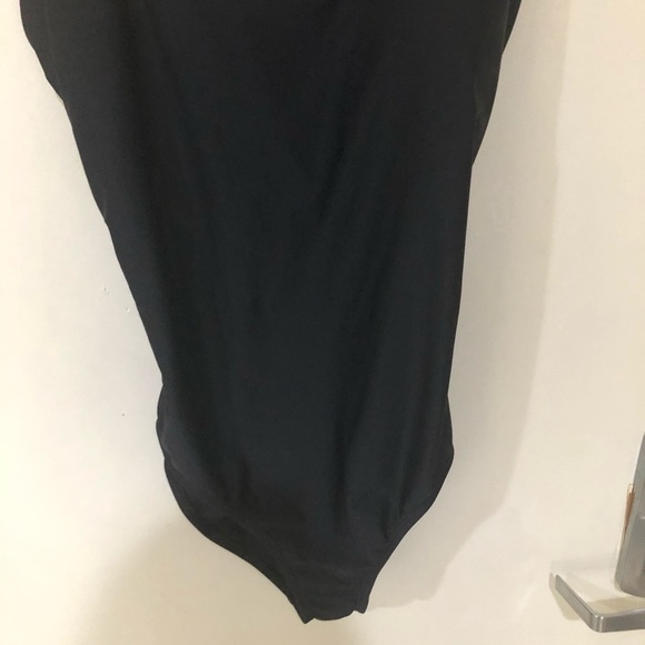 Speedo Black & Purple Lining Padded One Piece Swimsuit Size 18 - Picture 3 of 8